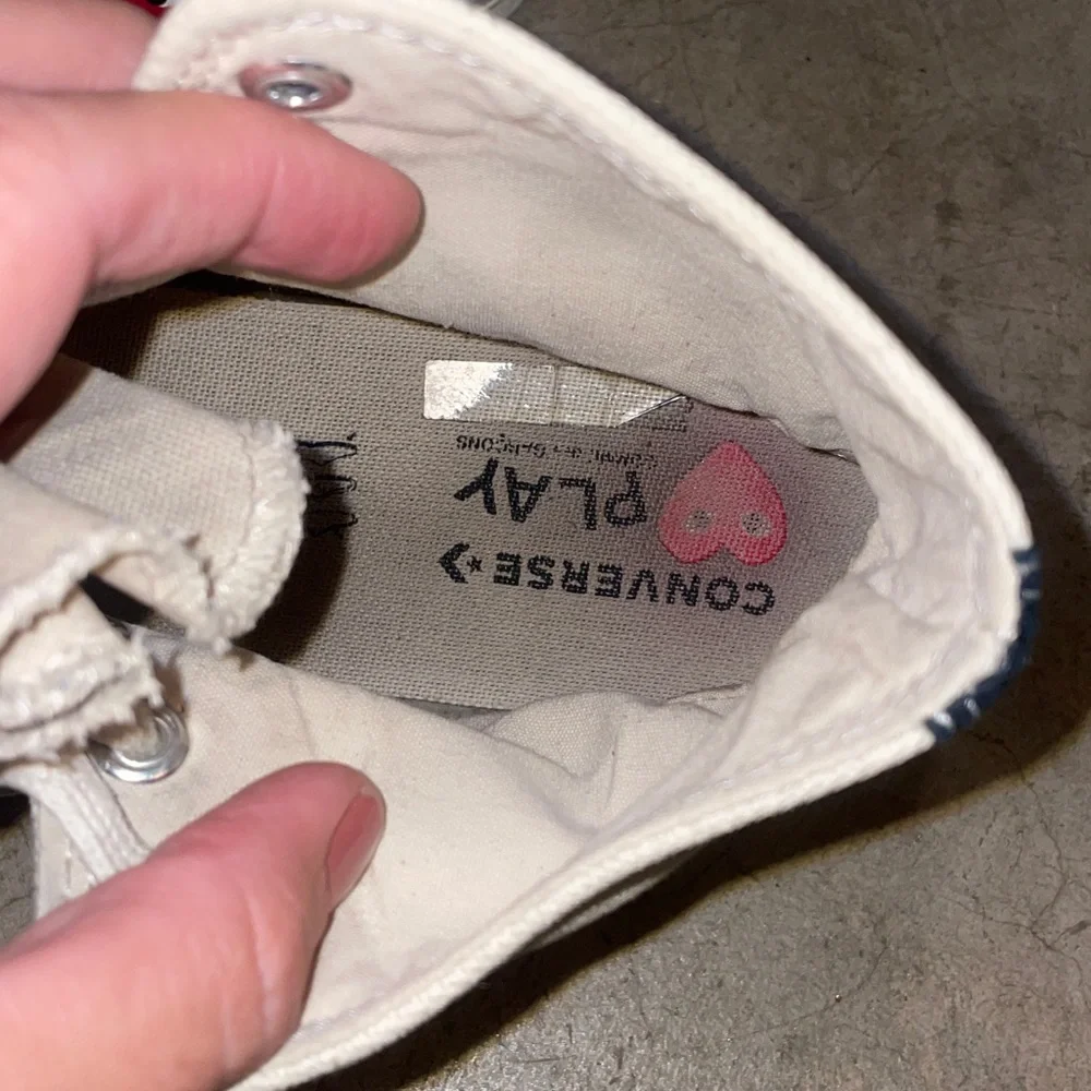 Converse Comme des Garçons men’s 11 hightop used Laceup red hearts ❤️ - Picture 3 of 9